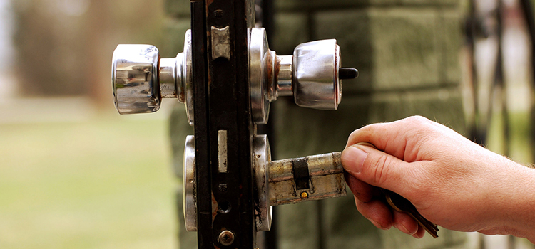 front door latch repair Sun Village